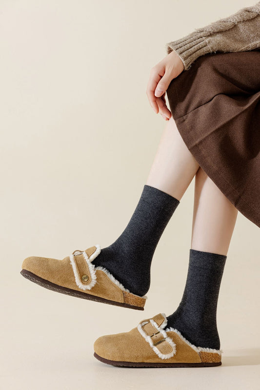 Women's Classic Design Calf Socks CY-121